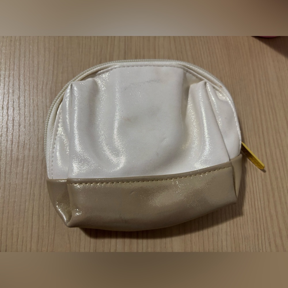 Rustic Cuff Bag - Picture 2 of 2